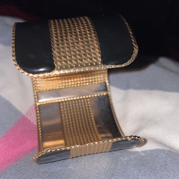 Luxury fashion cuff bracelet - Picture 3 of 4
